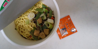 「明星食品 ローカーボNOODLES 野菜タンメン カップ57g」のクチコミ画像 by レビュアーさん