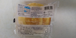 「セブンプレミアム ホイップクリームが入ったブールパン 袋1個」のクチコミ画像 by レビュアーさん
