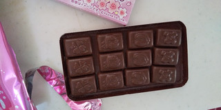 「不二家 ミルキーチョコレート さくらピンク 箱12粒」のクチコミ画像 by レビュアーさん