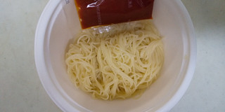 「紀文 糖質0g麺 トマト風味ソース付き 袋176g」のクチコミ画像 by レビュアーさん