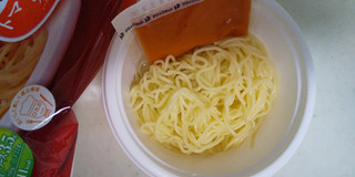 「紀文 糖質0g麺 トマトクリーム風ソース付き 袋172g」のクチコミ画像 by レビュアーさん