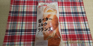 「ヤマザキ 塩バターミルクフランス 袋1個」のクチコミ画像 by デイジさん