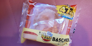 「ローソン Uchi Cafe’ バスチー バスク風チーズケーキ」のクチコミ画像 by taaさん