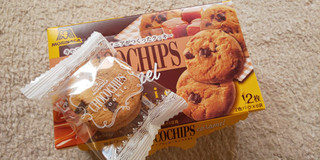 「森永製菓 チョコチップクッキー キャラメル 12枚」のクチコミ画像 by taaさん