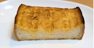 「ローソン 十勝バターとたまごの旨じゅわフレンチトースト」のクチコミ画像 by はるなつひさん