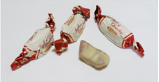 「モロゾフ りんごのチョコレート ホワイト 袋96g」のクチコミ画像 by みにぃ321321さん