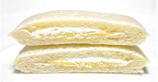 「ヤマザキ ランチパック ニューヨークチーズケーキ風味 袋2個」のクチコミ画像 by つなさん