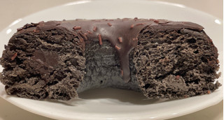 「スターバックス チョコレートクリームドーナツ」のクチコミ画像 by パン太郎さん