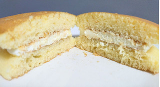 「シャトレーゼ フランス産クリームチーズパンケーキ」のクチコミ画像 by momoiro93さん