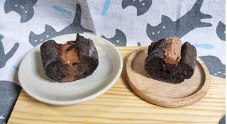 「ヤマザキ ショコラフランスパン 生チョコ入りホイップ＆チョコクリーム 袋1個」のクチコミ画像 by ゆるりむさん