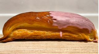 「ローソン バター香るパンスイス 苺＆カスタード」のクチコミ画像 by パン太郎さん
