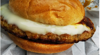 「モスバーガー とびきりハンバーグサンド チーズ」のクチコミ画像 by レビュアーさん