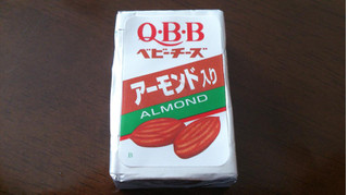 「Q・B・B ベビーチーズ アーモンド入り 袋15g×4」のクチコミ画像 by 赤色王子櫻丼さん