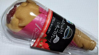 「ファミリーマート クリームたっぷり！いちごのクレープ」のクチコミ画像 by みひこさん