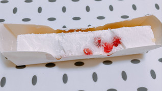 「イオン トップバリュ いちごのショートケーキバー 袋1個」のクチコミ画像 by ぺりちゃんさん