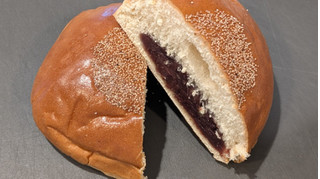 「ヤマザキ 栗入りつぶあん 高級つぶあん 袋1個」のクチコミ画像 by Linuspapaさん