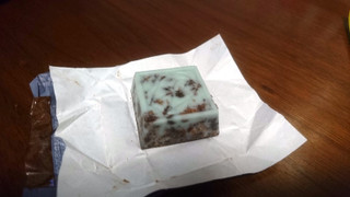 「チロル チロルチョコ コールドストーンチョコミント 1個」のクチコミ画像 by エビマヨ食べたいなさん
