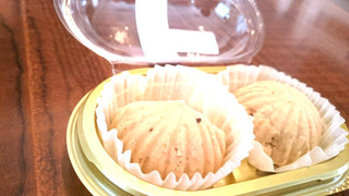 「ローソン Uchi Cafe’ SWEETS 栗と砂糖で仕上げた栗きんとん 2個入」のクチコミ画像 by りぃぽんさん