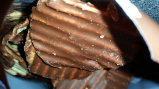 「ロイズ ポテトチップチョコレート」のクチコミ画像 by おくのママさん