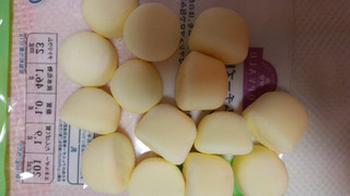 「トップバリュ クリームチーズ風味 マシュマロ 袋60g」のクチコミ画像 by レビュアーさん