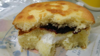 「ヤマザキ パンdeチーズケーキ 袋1個」のクチコミ画像 by しろねこエリーさん