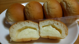 「ヤマザキ 薄皮 ミルキークリームパン 袋5個」のクチコミ画像 by あんこたっぷりさん