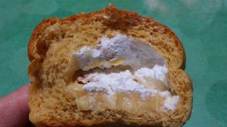 「ローソン ブランのバナナクリーム＆ホイップパン」のクチコミ画像 by レビュアーさん