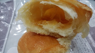 「ローソン 塩バターパン はちみつレモン」のクチコミ画像 by ふじつぼだんきさん