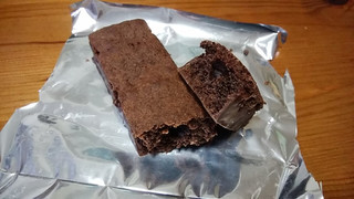 「ブルボン 濃厚チョコブラウニー ショコラオレンジ 袋1個」のクチコミ画像 by ふじつぼだんきさん