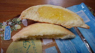 「フジパン レモンケーキ 瀬戸内レモンジュレ 袋1個」のクチコミ画像 by ふじつぼだんきさん