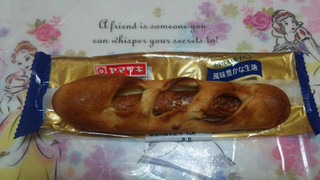 「ヤマザキ おいしい菓子パン 極太フランクフルトパン 袋1個」のクチコミ画像 by 紫の上さん