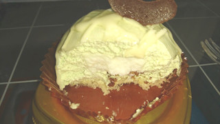 「セブン-イレブン メロンとミルクプリンのケーキ」のクチコミ画像 by SweetSilさん