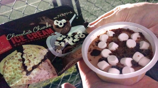 「セブン-イレブン マックス ブレナー チョコレートチャンクアイスクリーム」のクチコミ画像 by つぃんたにさん