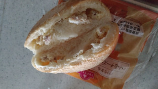 「トップバリュ ソフトな食感 ハム＆チーズフランス 袋1個」のクチコミ画像 by レビュアーさん