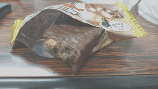 「有楽製菓 ブラックサンダーティラミス 袋1本」のクチコミ画像 by ぼくちゃんさんさん