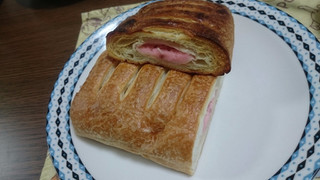 「第一パン 大きないちごミルクデニッシュ 袋1個」のクチコミ画像 by banさん