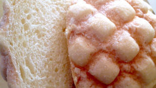 「セブン-イレブン ふんわり香るバターが決め手！メロンパン」のクチコミ画像 by レビュアーさん