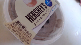 「モンテール 小さな洋菓子店 HERSHEY’S クッキー＆クリームプリン カップ1個」のクチコミ画像 by レビュアーさん