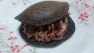 「セブン-イレブン もっちりチョコパンケーキどら」のクチコミ画像 by banさん