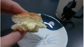 「ヤマザキ ザクザククッキーパン 練乳クリーム ホームパイ使用 袋1個」のクチコミ画像 by しろねこエリーさん