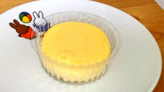 「ローソン 濃厚なめらかベイクドチーズケーキ」のクチコミ画像 by シモイケさん