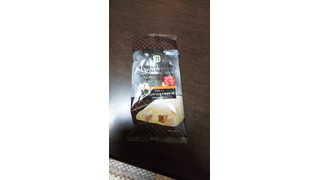 「セブン-イレブン ブリトーパストラミベーコン＆クワトロチーズ」のクチコミ画像 by 朝子 水野さん