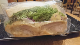 「スターバックス グレイビーチキン＆エッグサンドイッチ」のクチコミ画像 by ぼくちゃんさんさん