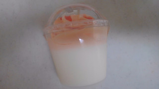 「セブン-イレブン 赤肉メロンホイップのミルクプリン」のクチコミ画像 by レビュアーさん