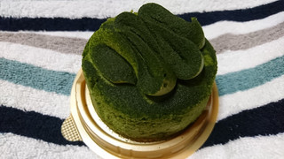 「セブンプレミアム 宇治抹茶を使った抹茶チーズスフレ パック1個」のクチコミ画像 by なしなしなしなしさん