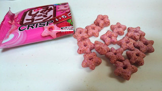 「ギンビス ミニしみチョココーンクリスプ いちご味 袋15g」のクチコミ画像 by ゆっち0606さん
