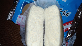 「ヤマザキ 世界をおいしく食べよう クリームチーズ蒸しケーキ 袋1個」のクチコミ画像 by レビュアーさん