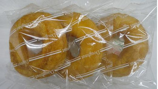 「セブンプレミアム 国産小麦を使ったふんわりドーナツ 袋3個」のクチコミ画像 by キックンさん