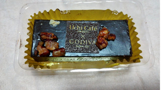 「ローソン Uchi Cafe’ SWEETS × GODIVA ショコラケーキ」のクチコミ画像 by ちい03140314さん