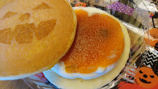 「シャトレーゼ 北海道バターのパンプキンパンケーキ 袋1個」のクチコミ画像 by ピノ吉さん